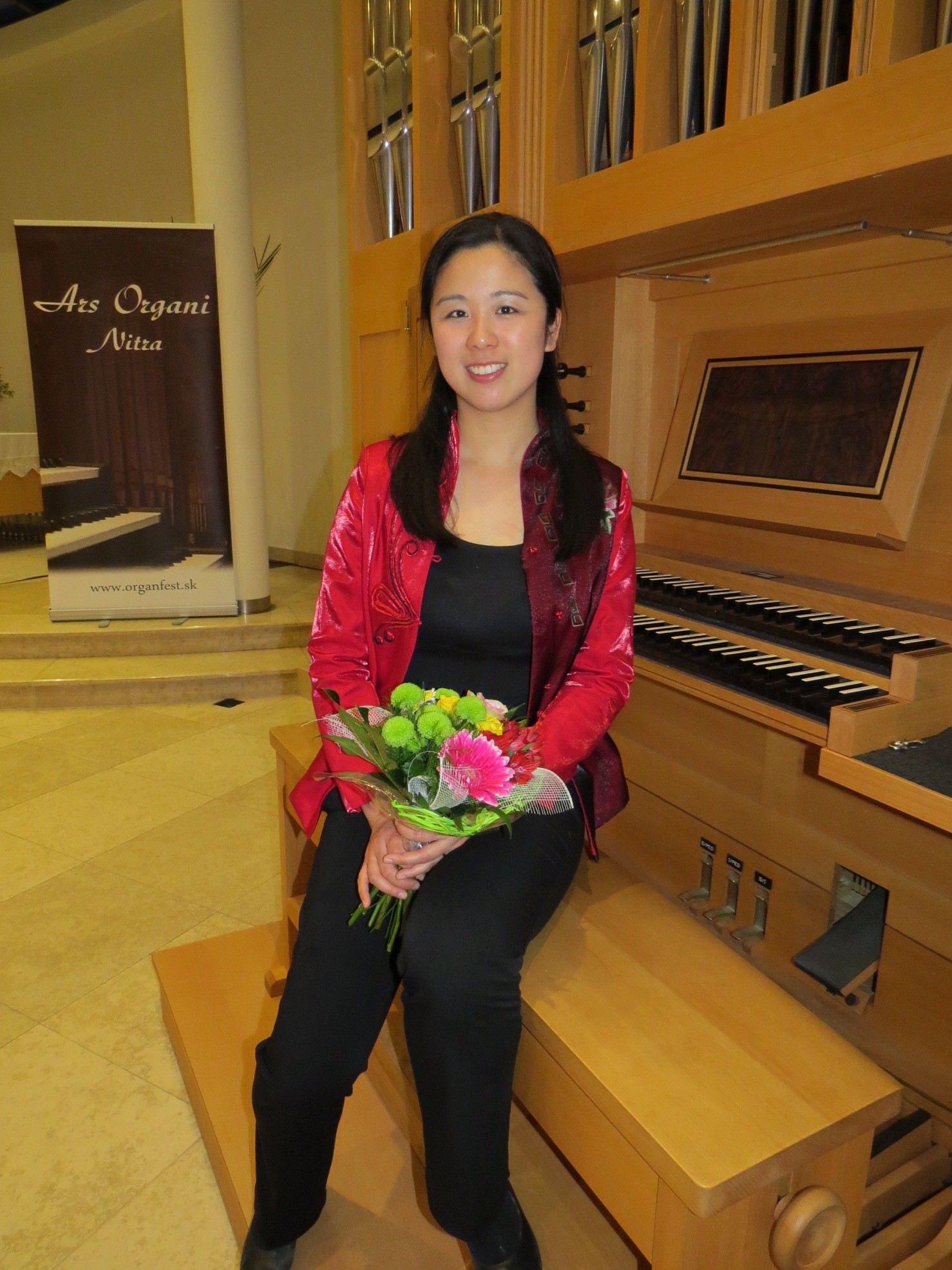 ARS Organi - čínska organistka