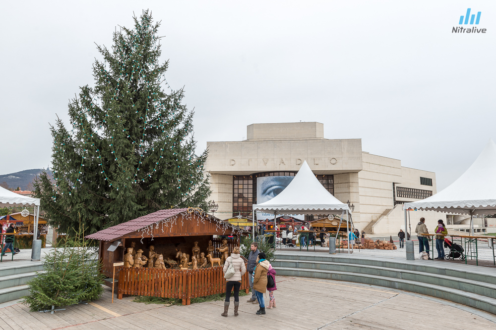 Vianočné mestečko Nitra 2015 foto
