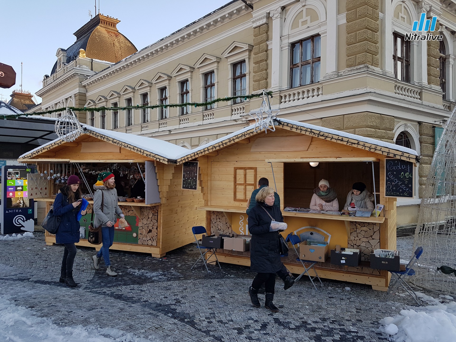 Vianočné mestečko v Nitre je otvorené
