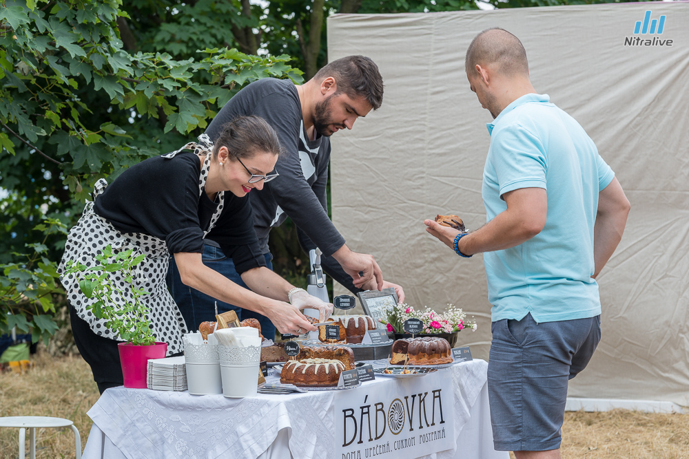 Raňajky v tráve 2015