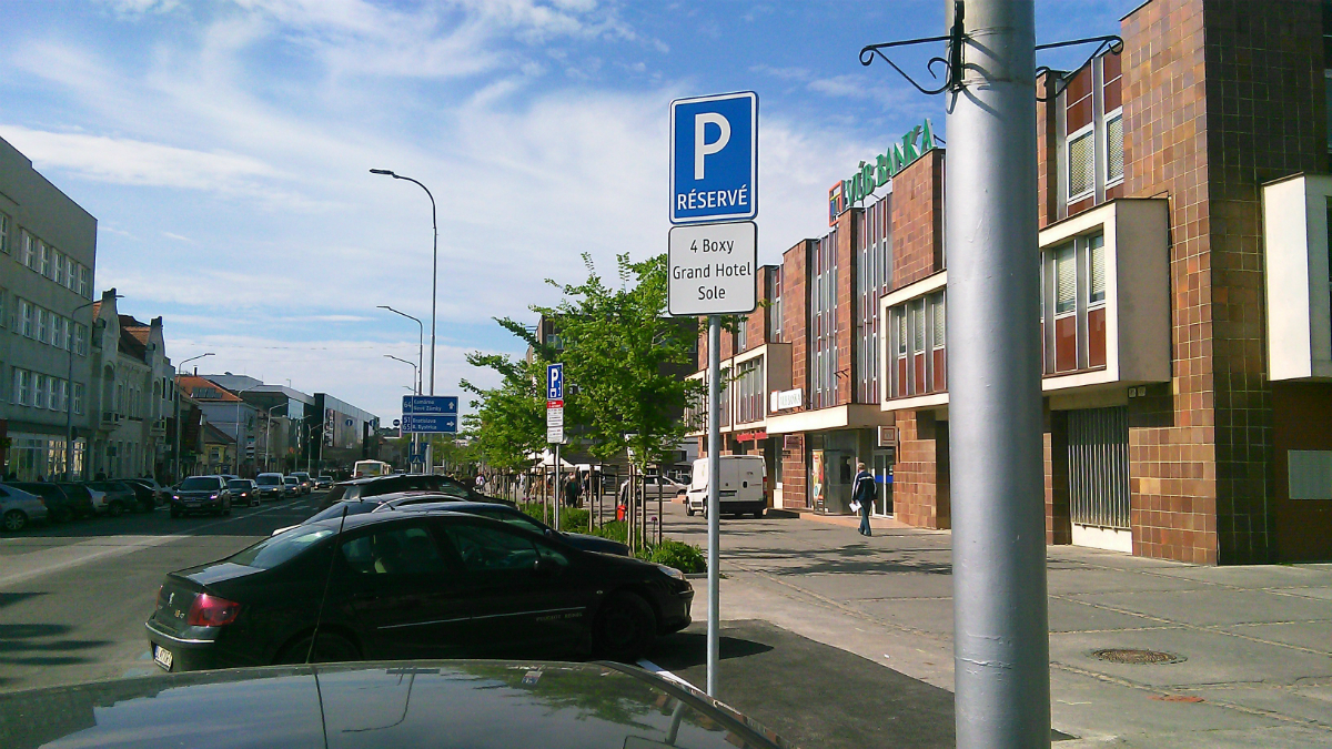 Parkovanie VÚB Nitra