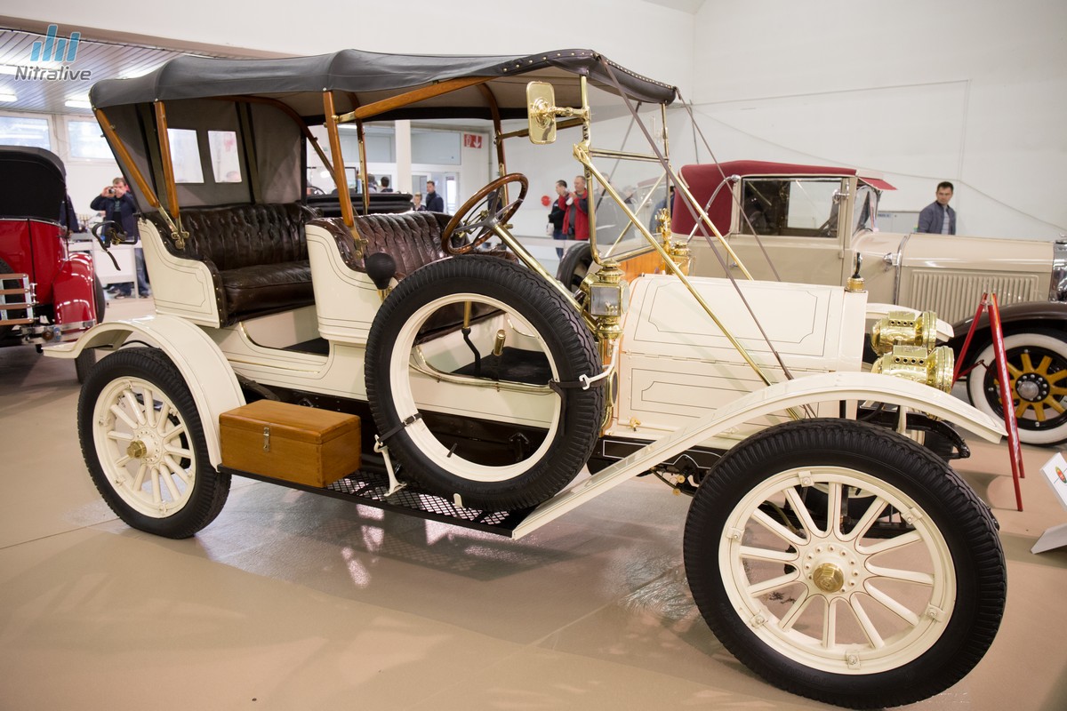 Autosalón Nitra 2015 veterány