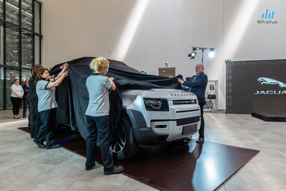 Jaguar dnes v Nitre predstavil nový Defender