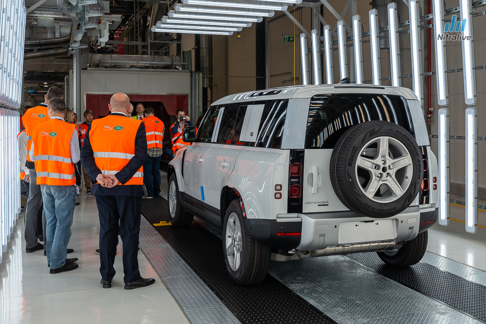 Jaguar dnes v Nitre predstavil nový Defender