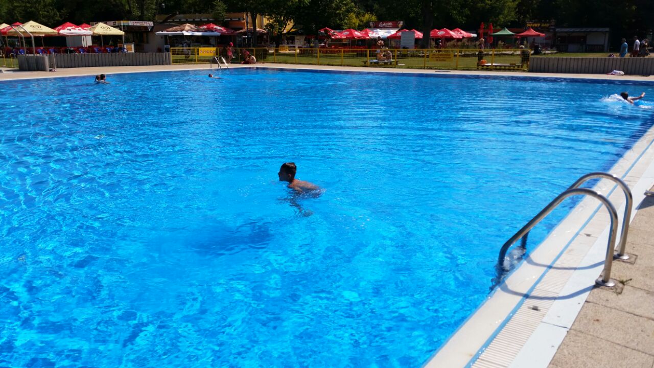 Kúpalisko Nitra 2015 napúšťanie bazénov