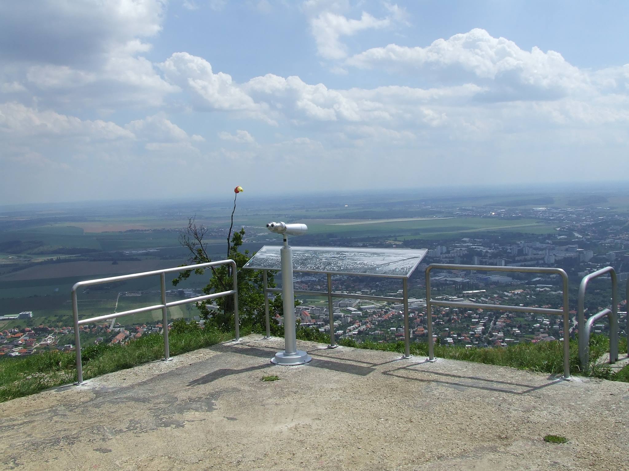 Ďalekohľad na Pyramíde/Zobore v Nitre