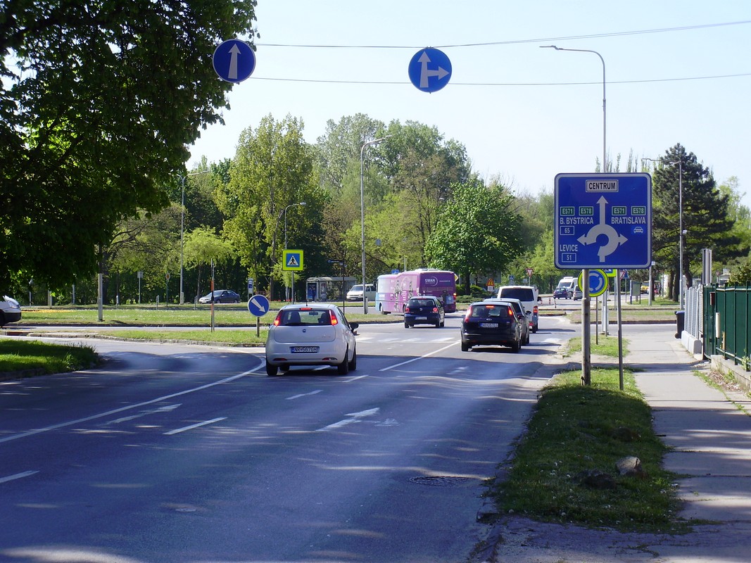 Kruhový objazd Zobor