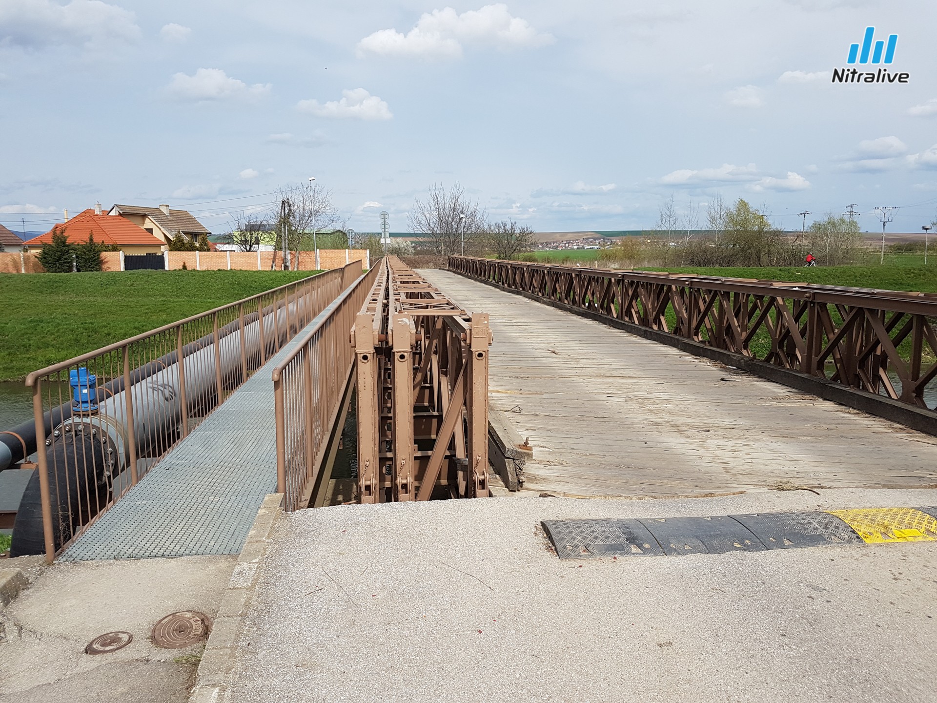 Most pri kompostárni, Krškany