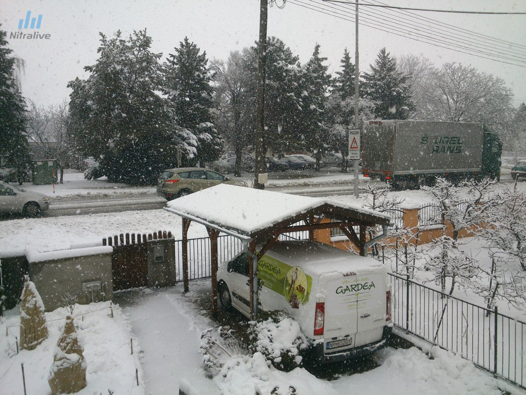 Levická ulica Nitra - sneh