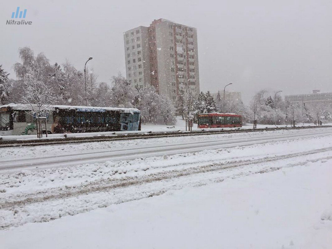 Cabajská ulice Nitra - sneh