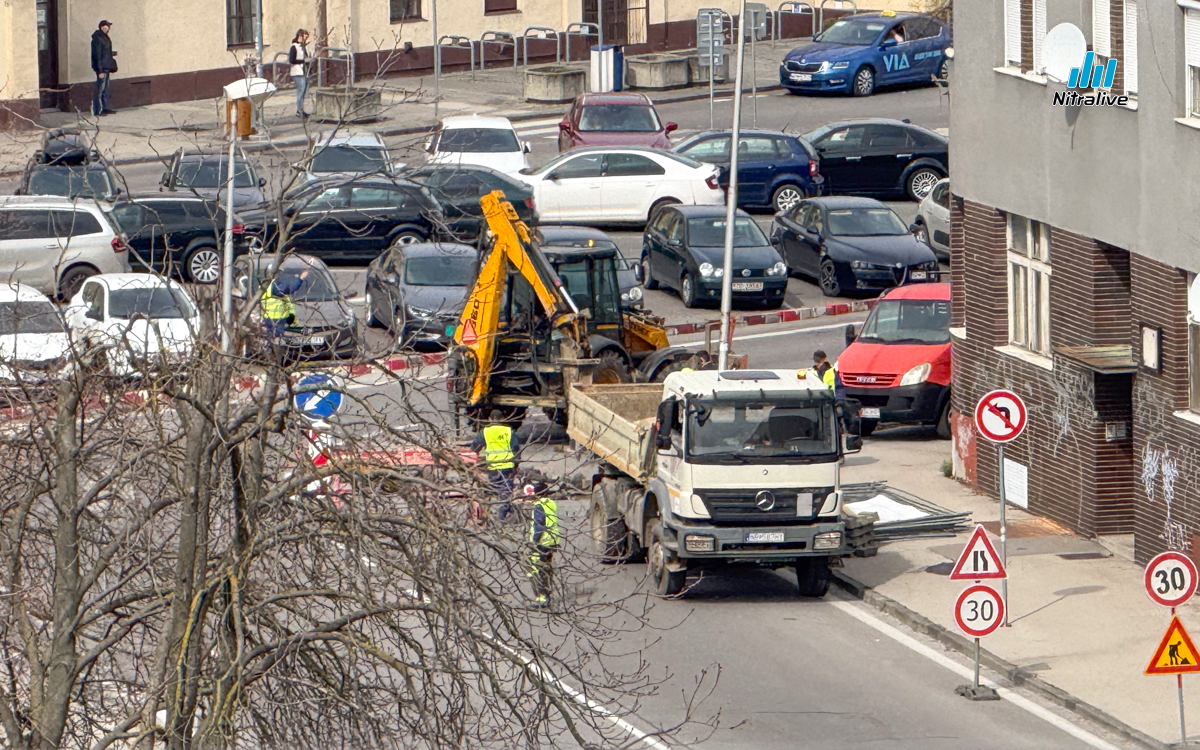 Staničná ulica Nitra, oprava cesty