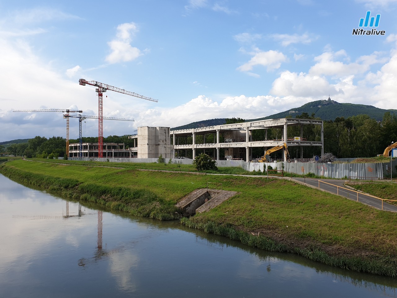 Promenada Living Park - bytové domy, nákupné centrum