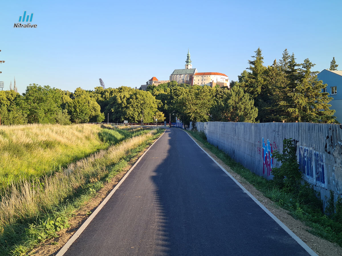 Cyklotrasa Nitra - Dražovce