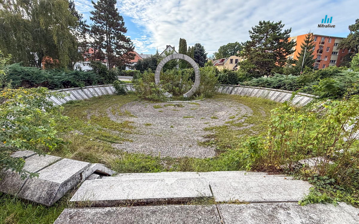 Fontána PKO Nitra, pôvodný stav