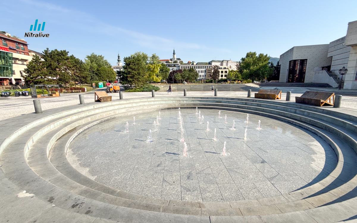 Svätoplukovo námestie Nitra, rekonštrukcia fontány