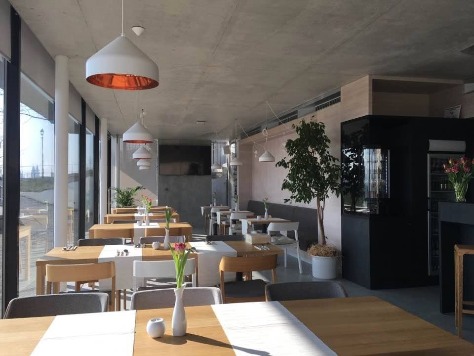 Castellum Cafe