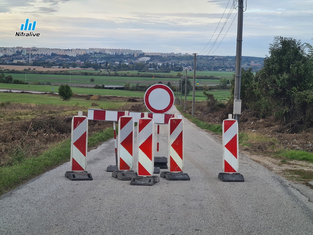 Križovatka Šindolka: uzávierka I/64 a zmena organizácie dopravy na uliciach Prvosienková. Klinčeková a Dolnohorská (30.9.2020 - 31.12.2021)