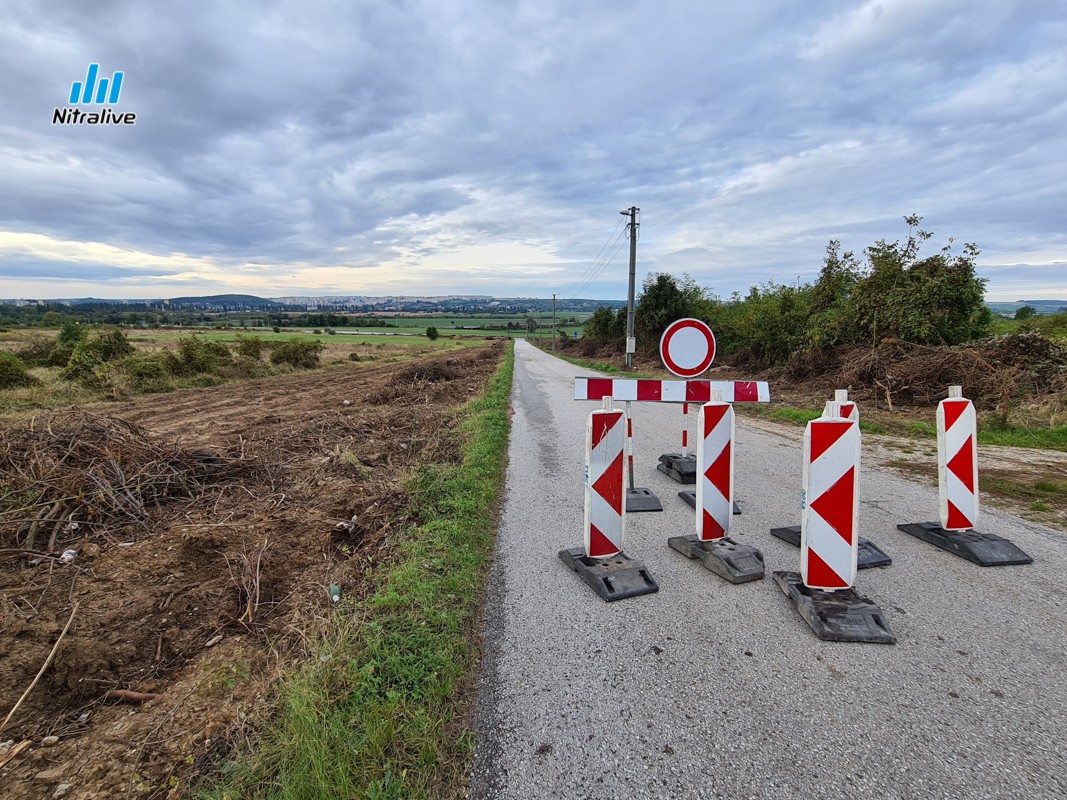 Križovatka Šindolka: uzávierka I/64 a zmena organizácie dopravy na uliciach Prvosienková. Klinčeková a Dolnohorská (30.9.2020 - 31.12.2021)