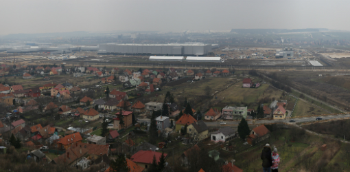 Vo výstavbe je logistická cesta a preložka I/64 - obchvat Dražoviec