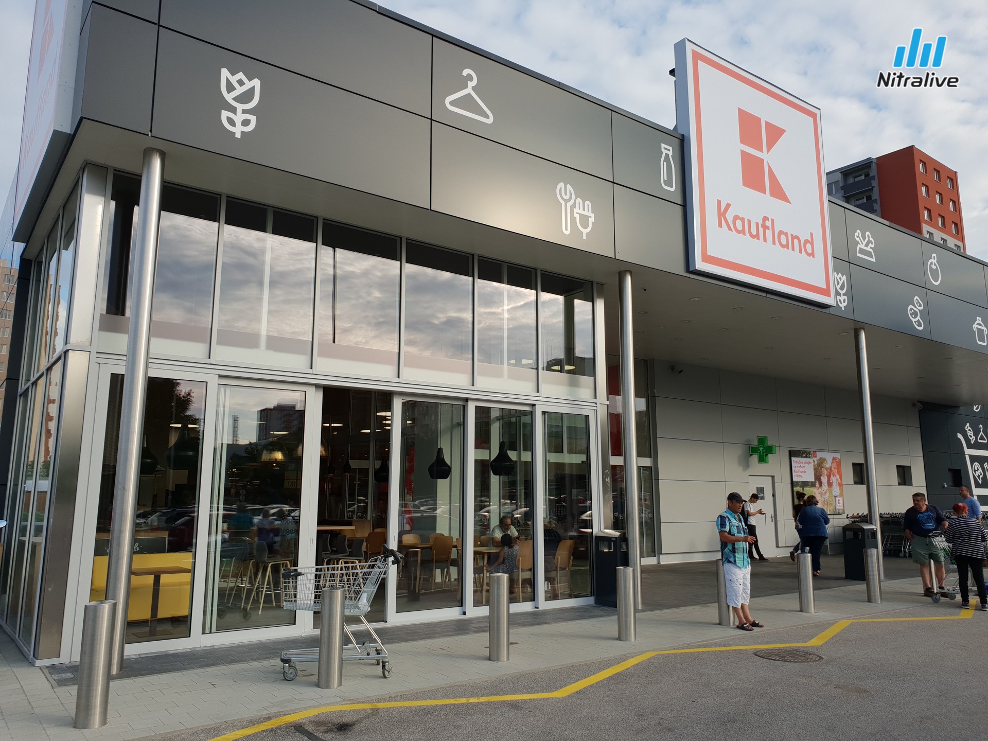 Kaufland na Klokočine otvorili po rekonštrukcii