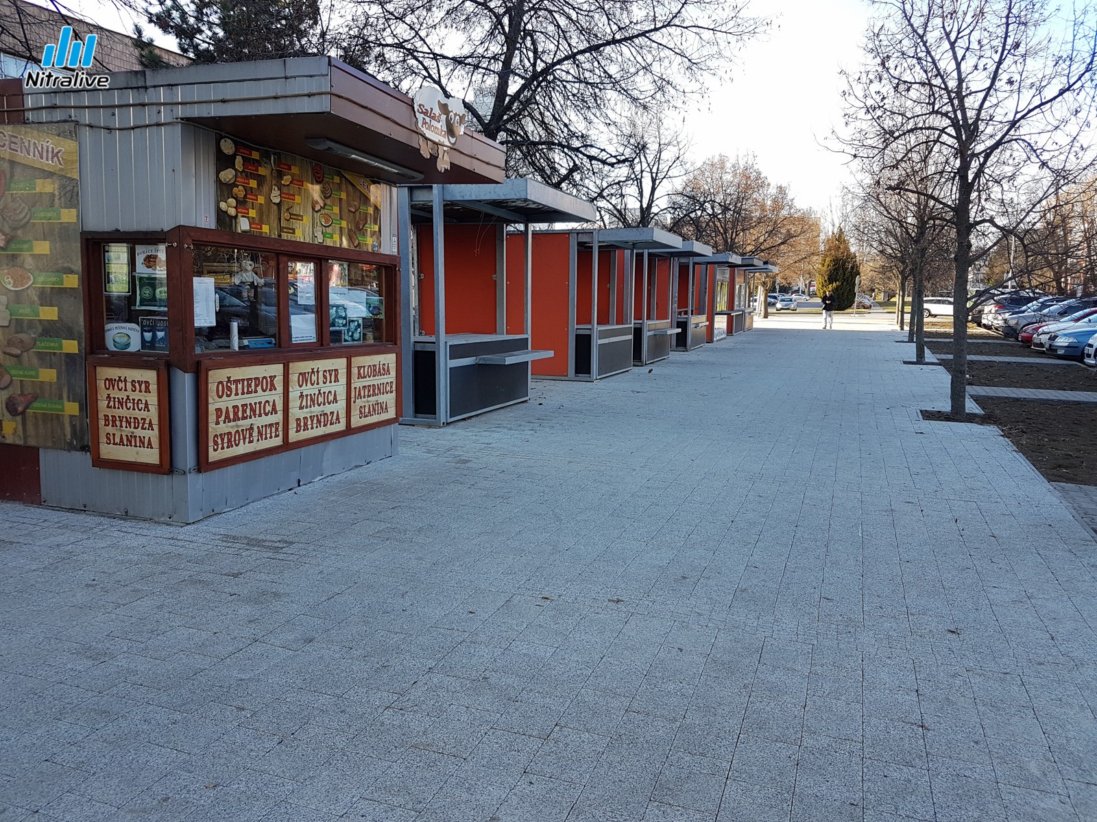 Priestor pred budovou Lipa po rekonštrukcii