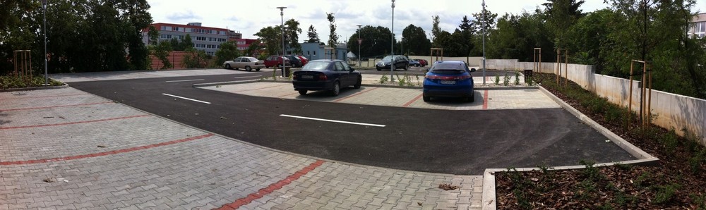 Mestský cintorín Nitra - námestie Kráľovnej pokoja panorama