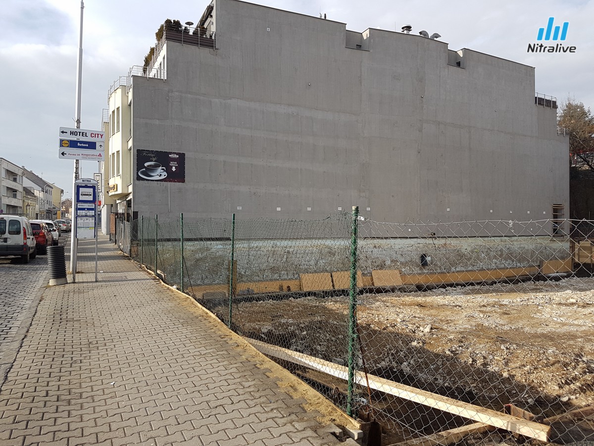 Výstavba administratívnej budovy, Mostná ulica Nitra