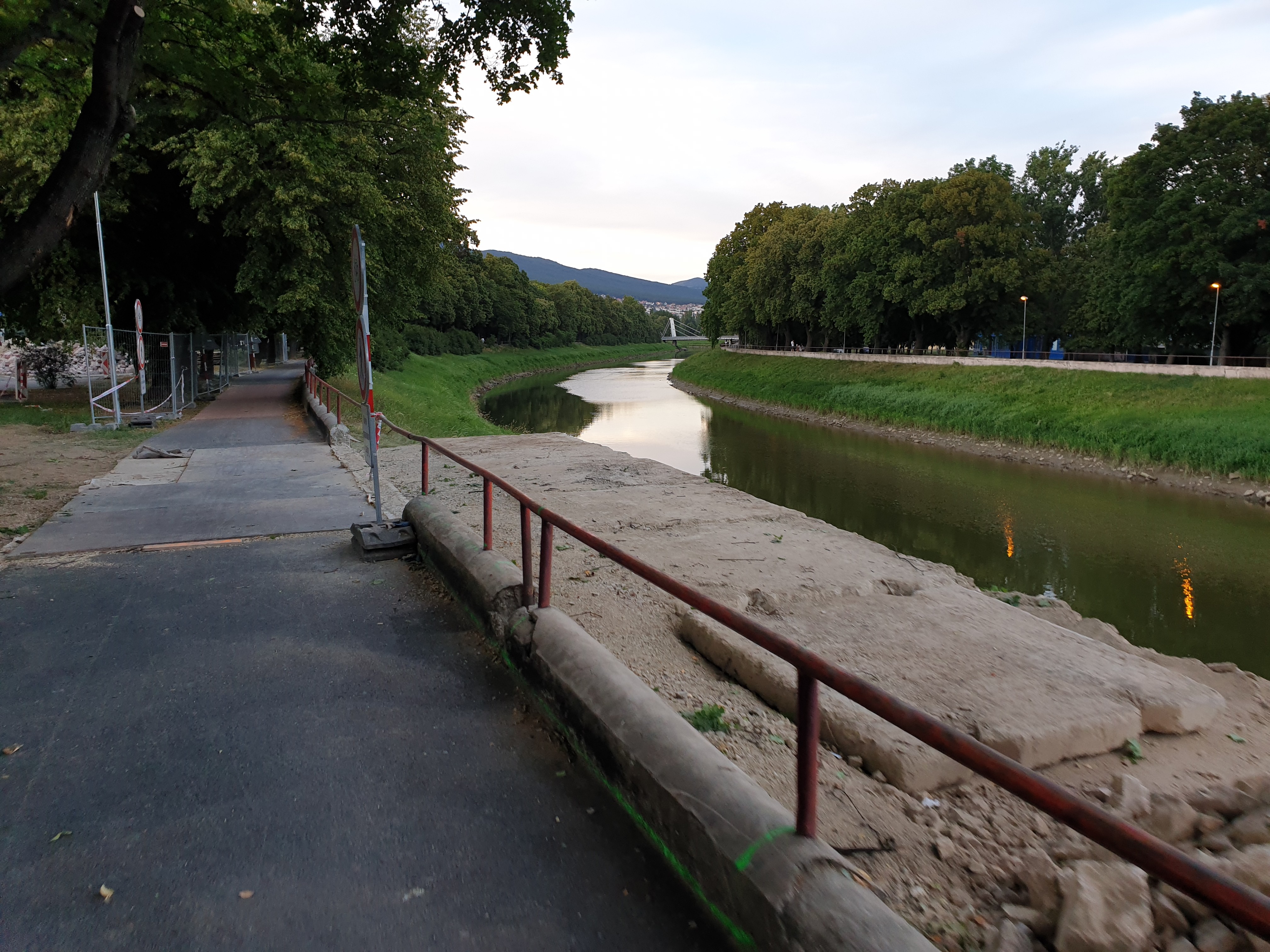 Rekonštrukcia Univerzitného mosta aktuálne + informácie o uzávierke (4. júl 2019)