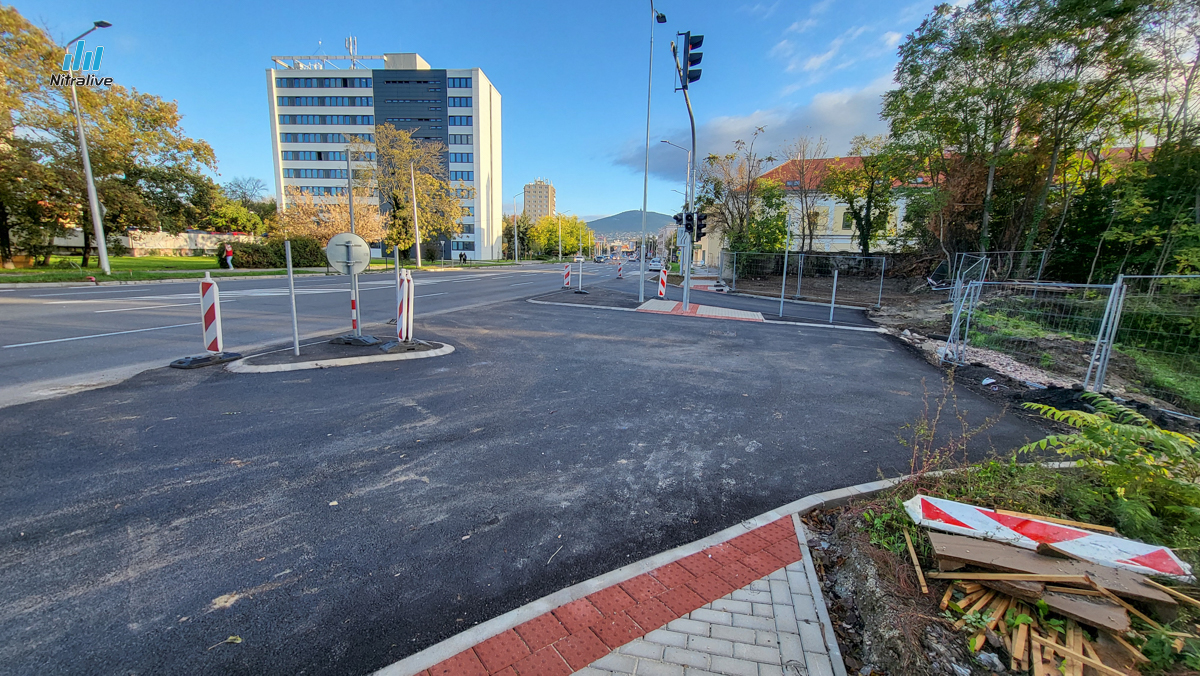 Začali práce na výstavbe križovatky Štefánikova - Nová Nitra