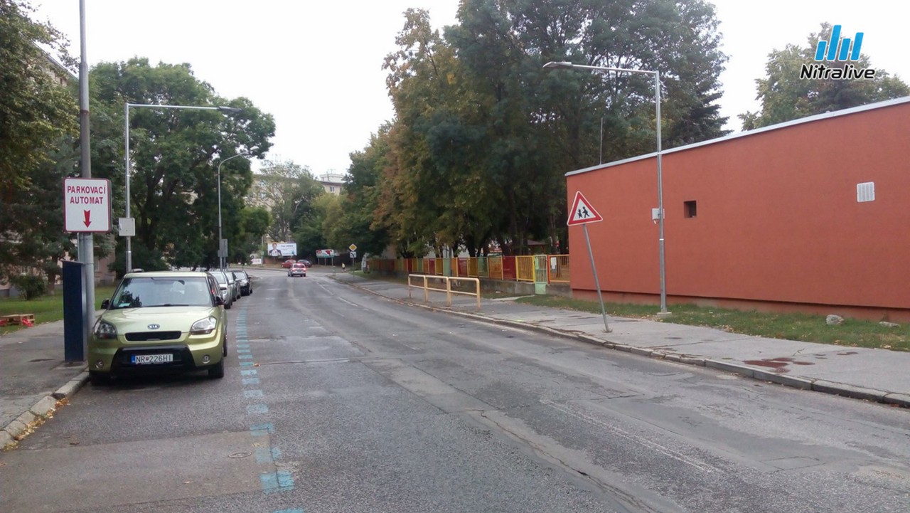 Priechod pre chodcov - Párovská ulica Nitra