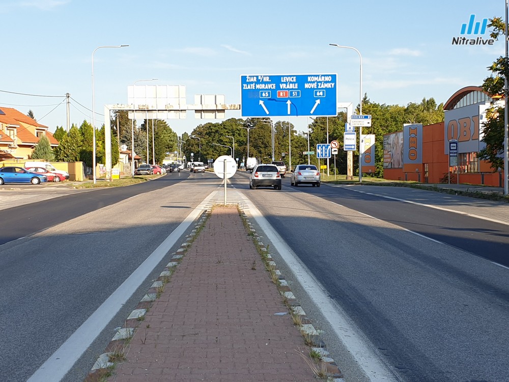 Rekonštrukcia cesty - Chrenovská ulica