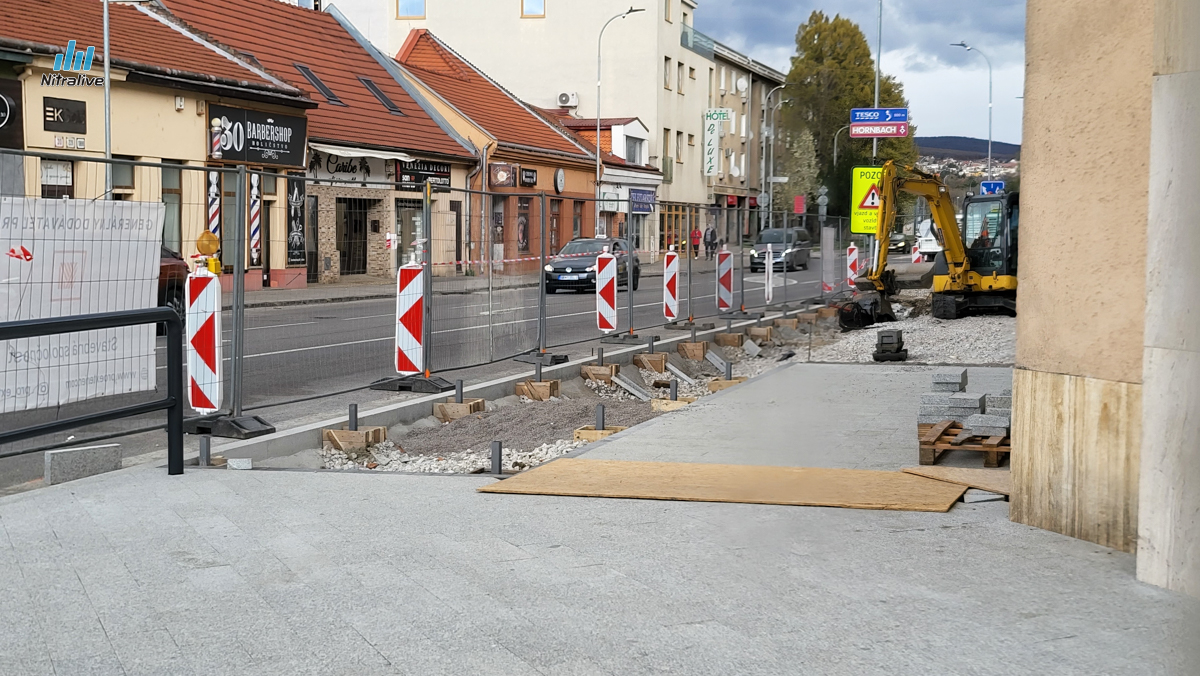 Rekonštrukcia chodníka Mostná / Kmeťkova