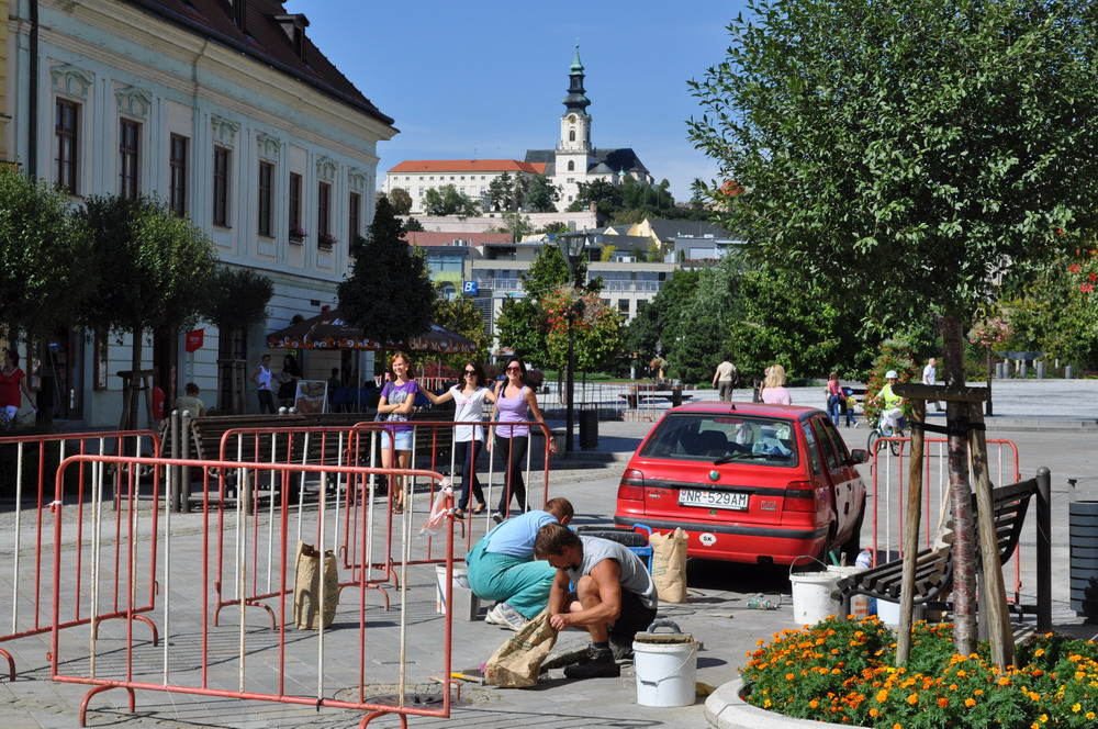 Pešia zóna v Nitre- oprava popraskanej dlažby