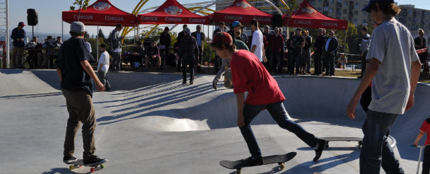 V Nitre na sídlisku Diely dnes otvorili nový Skatepark