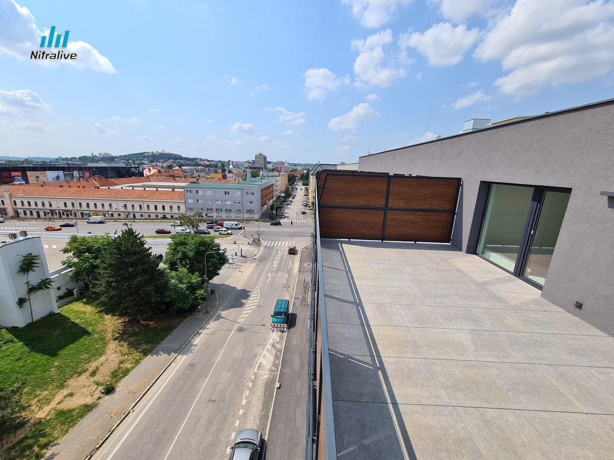 Tabáň - prehliadka interiéru polyfunkčného objektu + výhľady