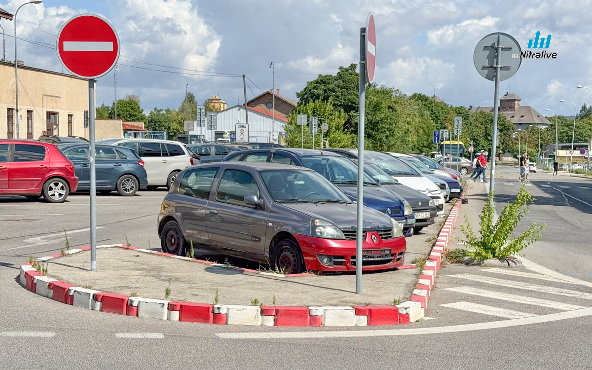 ŽST Nitra parkovisko